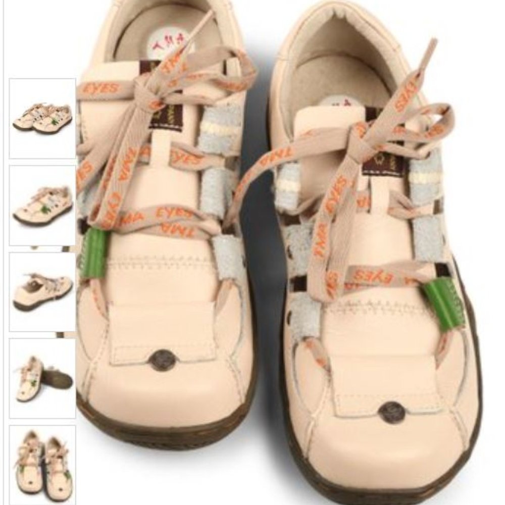 NIB TMA EYES | White Leather Walking Shoe